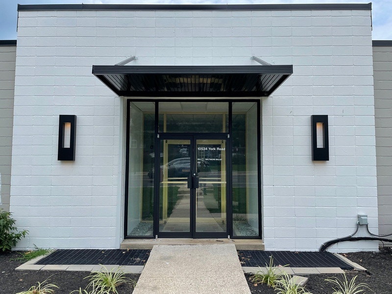 Flat Awnings and Spears installation project 1 in Costa Mesa, CA