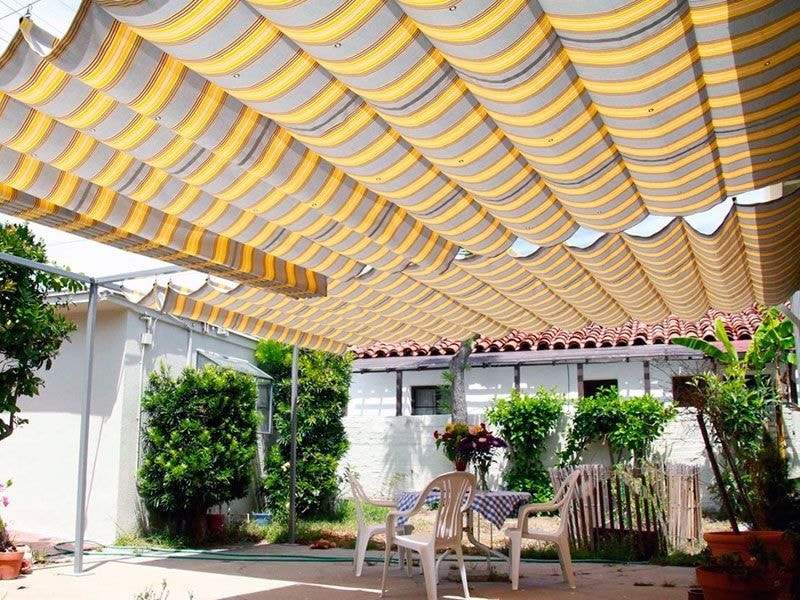 Custom-built canopy in Los Angeles